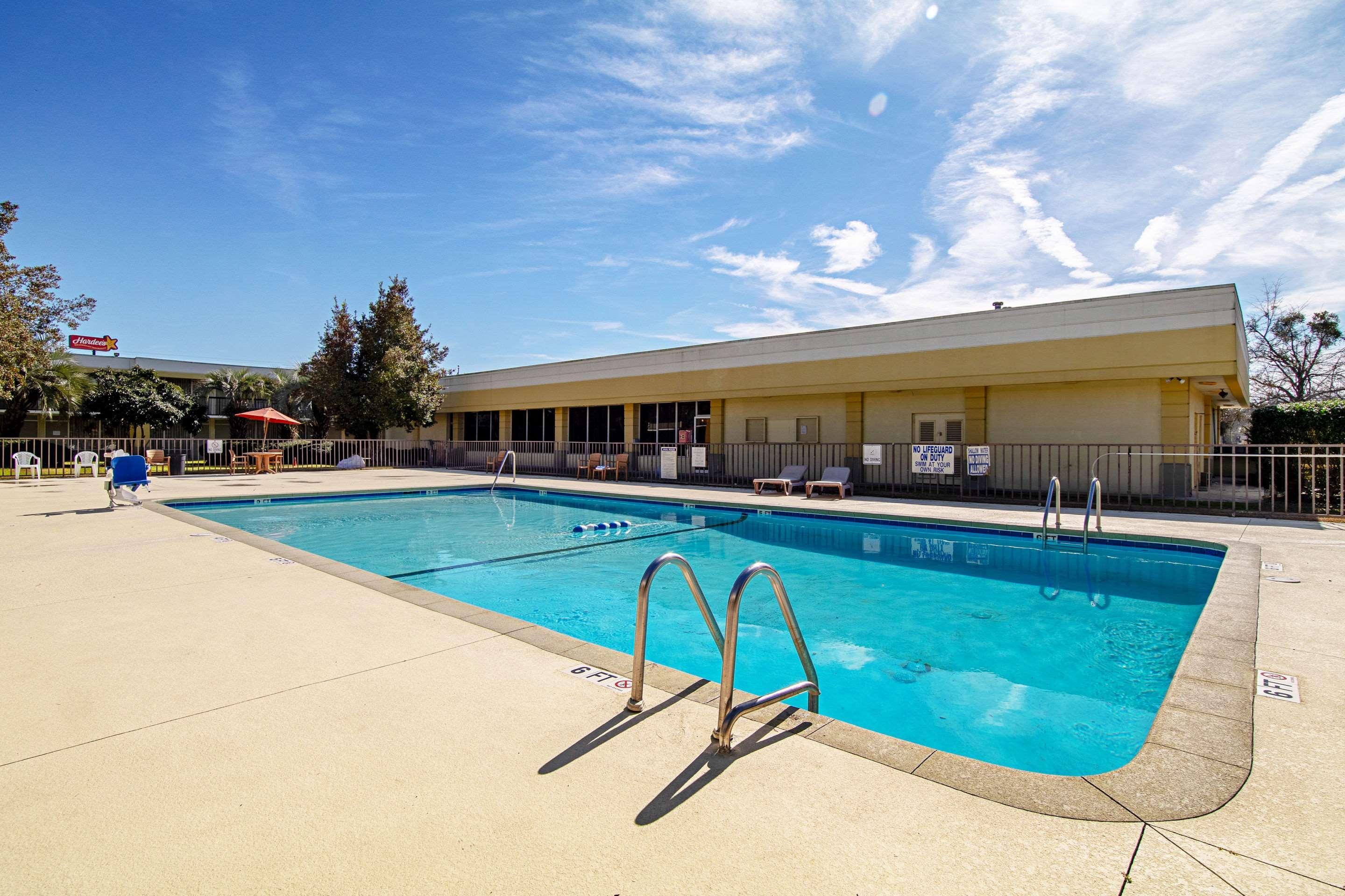 Quality Inn St George I-95 St. George Екстериор снимка