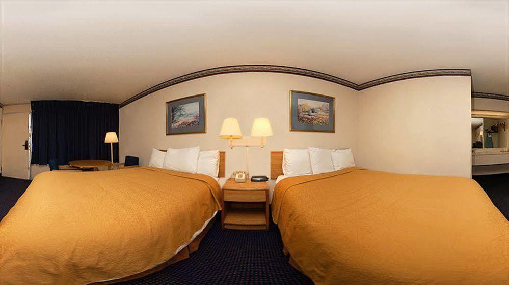 Quality Inn St George I-95 St. George Екстериор снимка