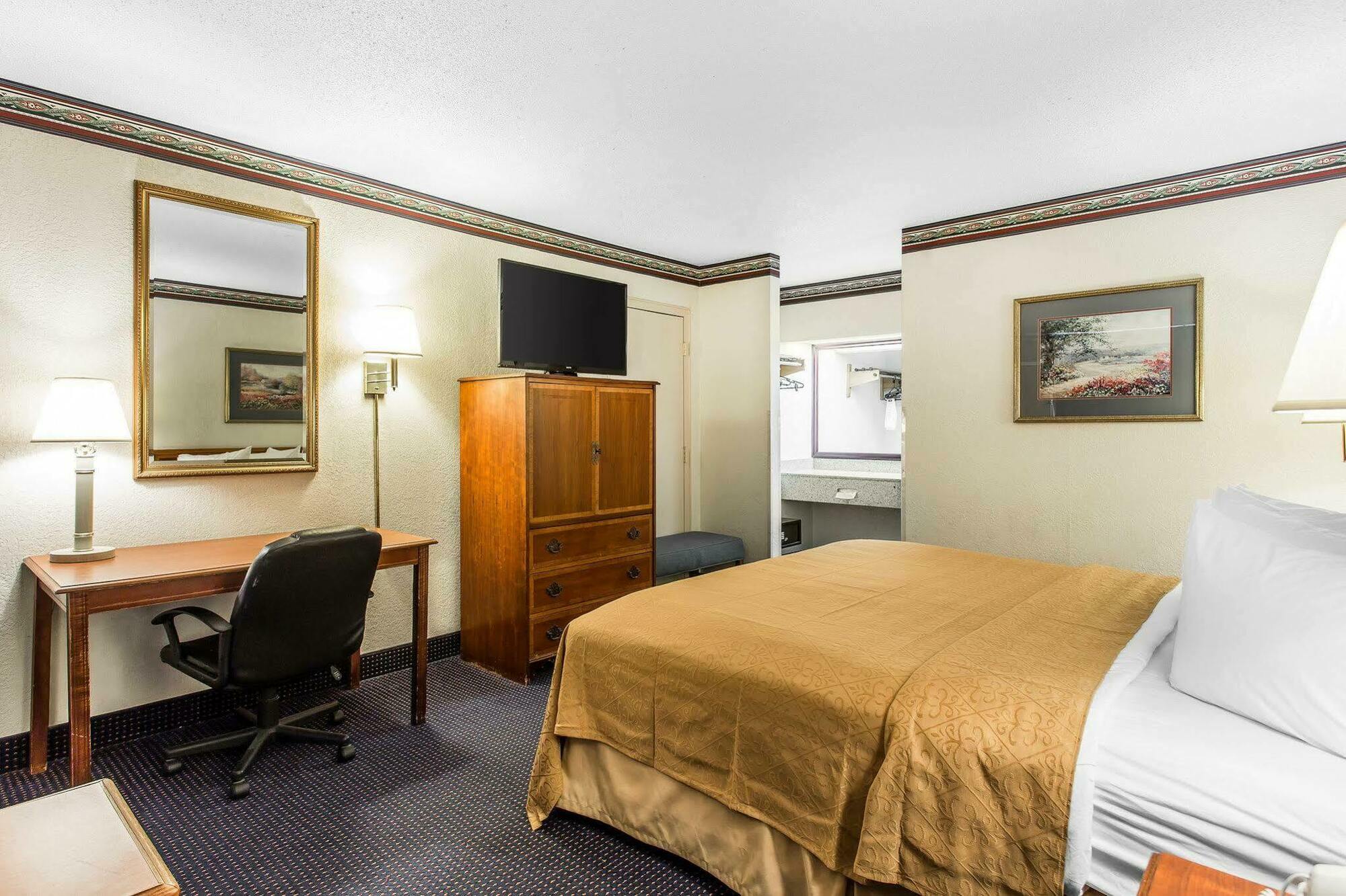 Quality Inn St George I-95 St. George Екстериор снимка