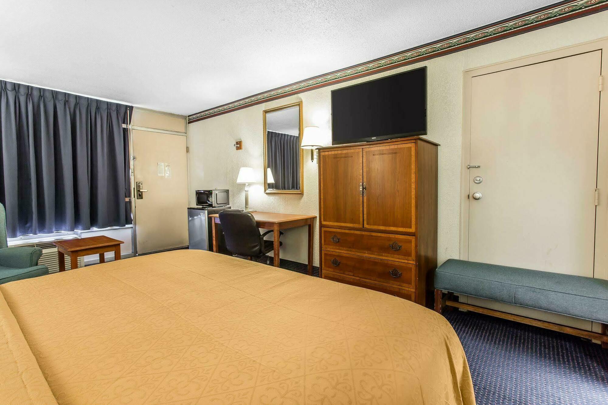 Quality Inn St George I-95 St. George Екстериор снимка